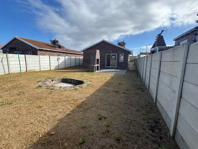 2 Bedroom Property for Sale in Parsonsvlei Eastern Cape